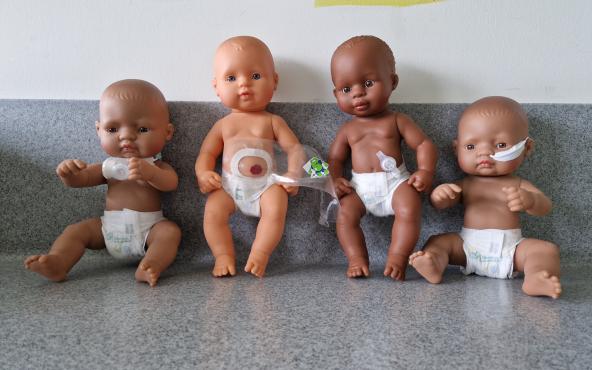 poupées 4 usi
